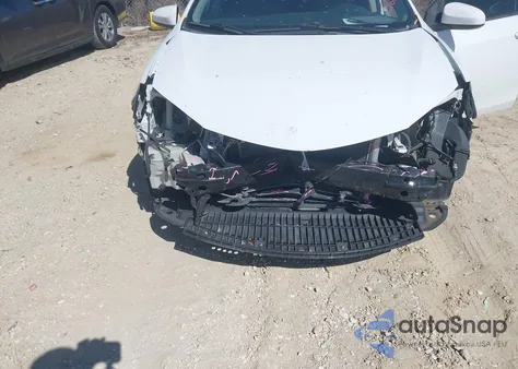 2015 Toyota Corolla L из США, поврежденный, VIN 2T1BURHE2FC237833